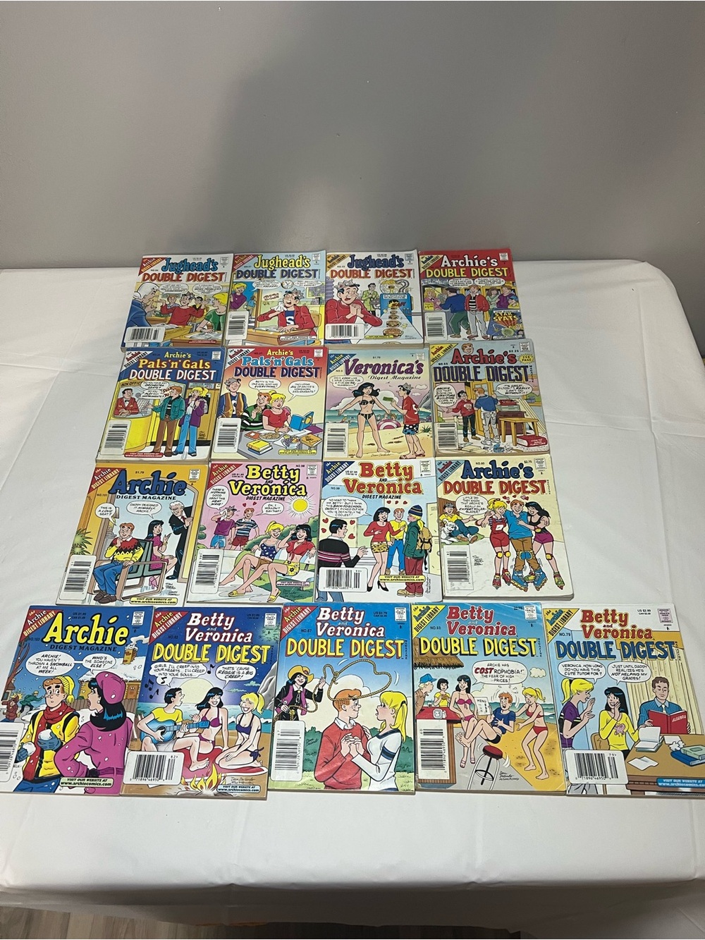 Lot of 19 VTG Archie Comics Digest Magazines